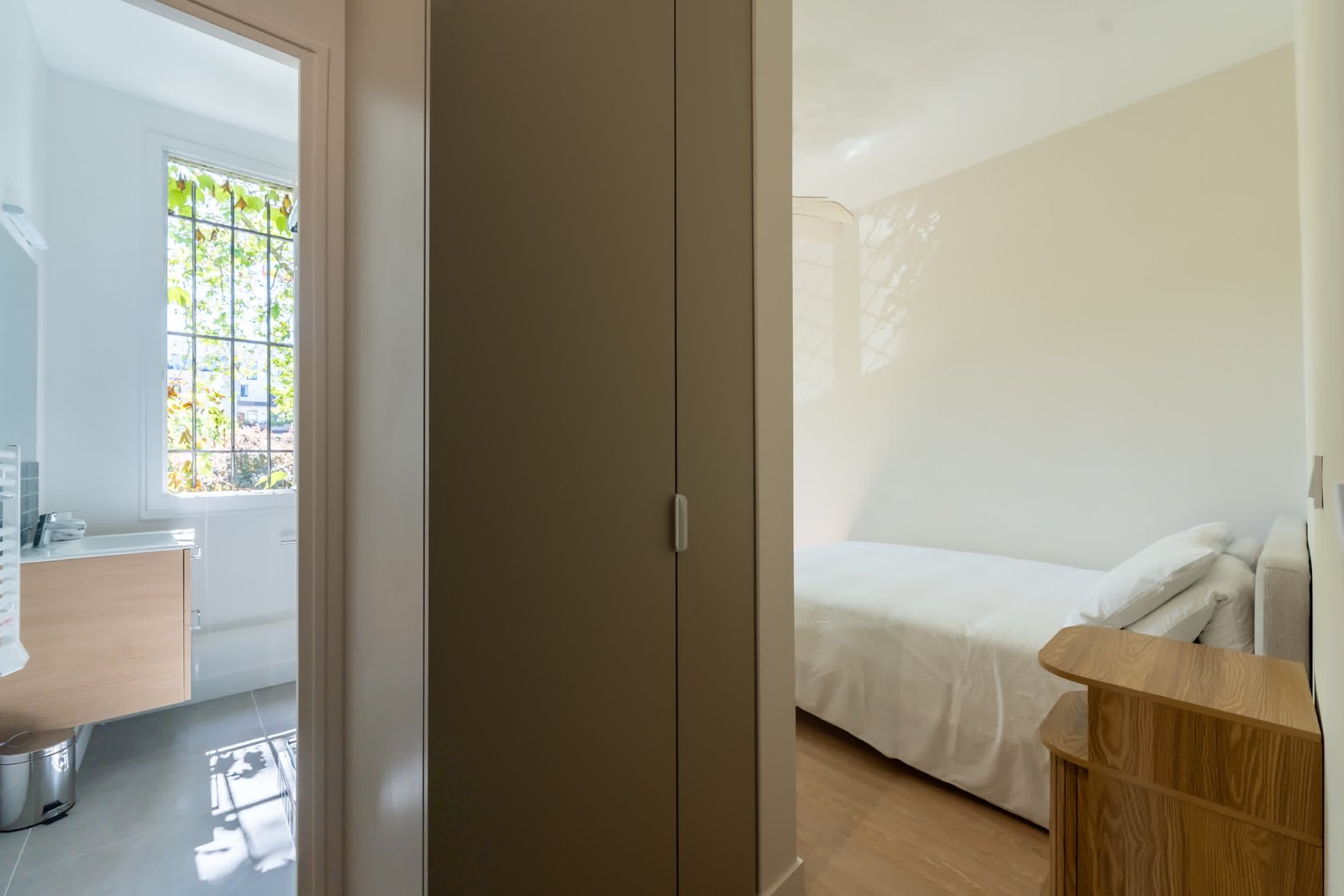 Suite 6 - Image 1